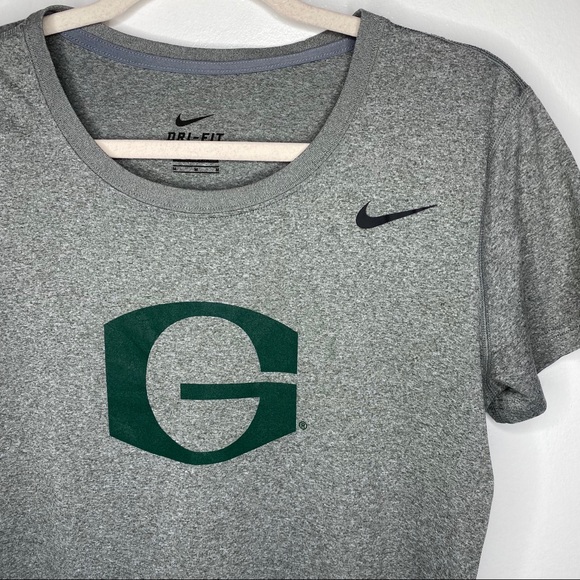 Nike Women’s T-shirt - Picture 2 of 5